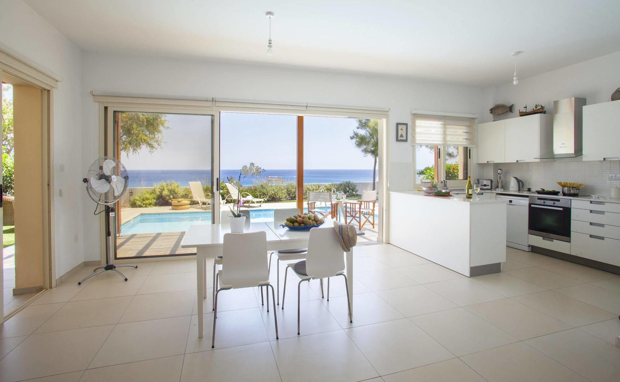 House 7, The Artisan Resort Protaras Exterior photo